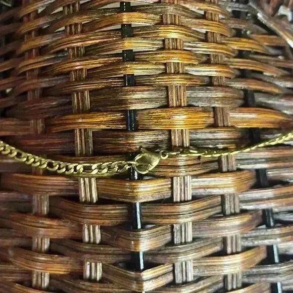 18k gold plated stainless steel figaro chain necklace - Picture 3 of 3